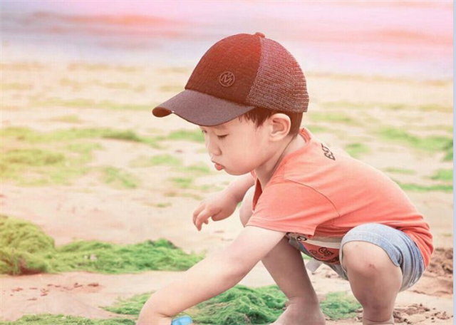 海边的夕阳总是那么的美，，，