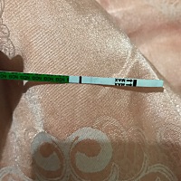 排卵期后11天测试，这是有了吗？😃😃😃