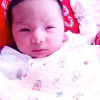 二胎女宝出生九天了