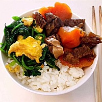 🈶人减肥吃药，     🈶人减肥吃菜，        🈶人减肥吃代餐， 我们吃啥❓    正常家常饭菜👇�...