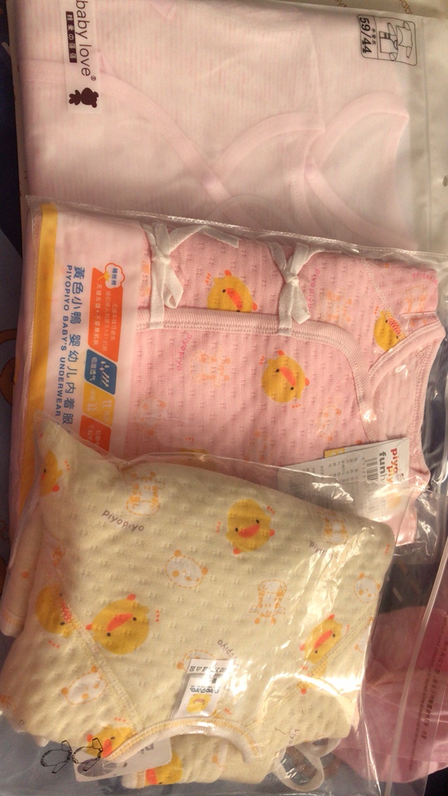 给我的小棉袄买的小衣服