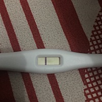 这个是怀孕了吗？一天浅浅的白色水印感觉