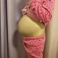 晒晒肚子！好几个人看肚子都说像男宝。好奇中