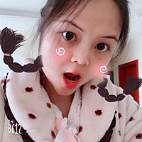 今天21周 4了，体重长了14斤，医生说要控制体重，可是我一吃就涨，都不知道怎么办了，也不可能不吃啊…...