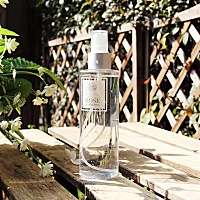 【云妞🍃植物纯露功效介绍💁】 1⃣️玫瑰纯露：美白、补水、淡斑、抗皱排毒（补水之王） 2⃣️茉莉...