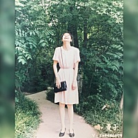 ♥︎18岁的妈妈，满满的少女气息，愿未来的每一天妈妈的笑容都一如18岁💕