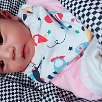 一个人坐月子带孩子真的好累好累，困得眼睛睁不开还得努力提醒自己宝宝还没睡。困到爆炸了一听孩子有动...