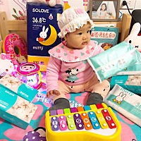 7个多月20斤，每天抱着你真的很累的宝宝，希望你不要那么爱哭，每天都只认你妈妈一个人抱