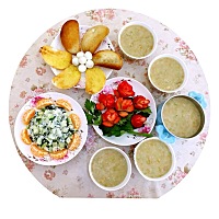 喜欢打扮自己，喜欢打扮儿子，喜欢收拾家，喜欢给宝贝做美食，空闲之余自己再挣点零花钱，嗯嗯，每天过...