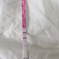 这是本月21日中午和下午测的，是排卵状态吗？当天同房，能怀孕吗？今天早上测还是白板......注意胸这几...