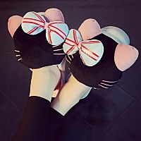 平时来月经前四天量都多.而且一来就是七天.这次我们啪啪啪以后第二天就来了.提前来了.量特别少.昨天才第...