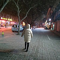 各位宝妈。宝宝比现在大两周怎么办。我是不是不能吃水果了。晚上不能吃的太多喝点粥就行啊