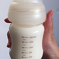 一只奶吸了120ML  我要努力做大奶牛