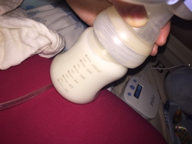 还有一套自学的催乳手法 很简单 都可以分享g
