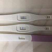末次月经1月13号，排卵日28号，2月12号验血检查hcg才42。验孕棒倒是一深一浅两条线。医生说我查早了让我...