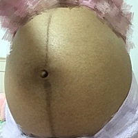 又黑又直