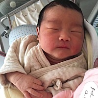 其实在37周2天也就是2018.2.16大年初一早九点突然发现羊水破了，马上告诉老公进医院，并带有血水，一路...