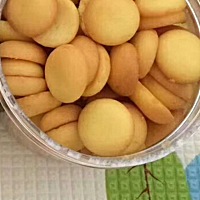 给宝宝做的蛋黄溶豆