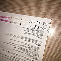 月经刚过，排卵试纸颜色加深了些，是快接近排卵期了吗