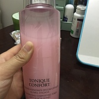 刚检查出来怀孕了。之前用的兰蔻粉水不知道孕期能不能用？求意见