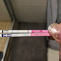 仍旧上HCG，下排卵，四五点醒来用晨尿，感觉hcg的印子比昨天深了。