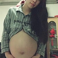 都想好小名了吗？来看看有没有跟我一样的，或者更好听的😄。     我想的男孩叫可乐。女孩叫糖豆