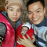 才21天，拍照居然会✌🏻一拍就摆好了姿势