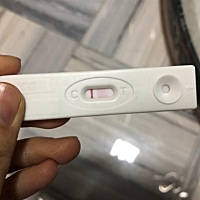 4号排卵日，刚刚测的大白板，放久了怎么变这样了？