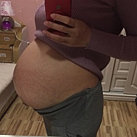 还有半个月左右就生了，好奇是男宝还是女宝🧐🧐