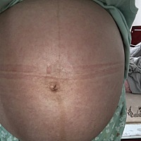 看肚型猜男女，纯属好奇