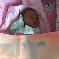 3.16号的男娃 顺产一个小时 8.1斤