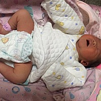 3月14的预产期，超了6天！骨盆太小了医生说刨腹产好点！然后22号早上刨的！真的刨腹产好痛苦能顺就顺产...