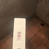 例假推迟两天、今天测得是阴性、是不是天数少也测不出来？