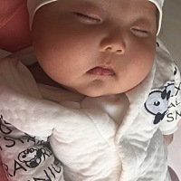 2个月宝宝母乳！嘴巴有点干！宝妈们一天需要喝多少水？