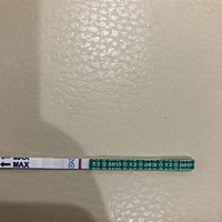 这是怀孕了吗？下午测的不知道准不准 大家给给意见 帮我看看