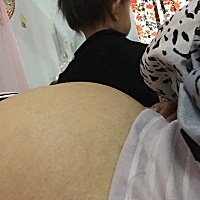 每天早上都不知道吃什么，昨天吃了串串太辣了，肚子有点不舒服