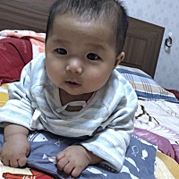 洗洗洗，最爱用这个凝珠洗衣服了。无磷无荧光，用着安全放心。