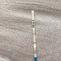 浅到几乎没有，有机会吗，末日月经3月4号，今天行清还跌了两跤，肚子有点痛，以为来月经，但是还没来