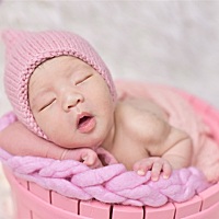 我的宝贝满月啦～希望你健康快乐的成长  爸爸妈妈永远爱你