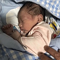 带着我的大宝宝出院喽