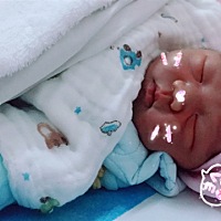 小公主一位！顺产7斤！