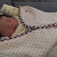 宝宝出生三天了，男宝一枚，感谢老天让我儿女双全