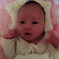 终于熬出月子了 😖  接下来就是长达一年半的喂奶🍼奶水很充足的我特别困扰 总是涨的难受 喂奶的时候...