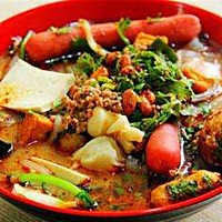 我怀孕3个月了，今天忍不住去吃了麻辣烫，会不会对宝宝不好？