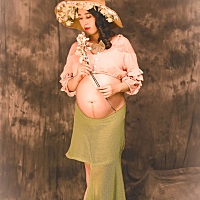 还有二十几天就可以卸货了，不知会提前还是退后，老公外地同学有结婚的，他还非要去两天，真是无语！