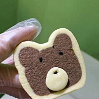 看看我给宝宝做的果蔬饼干和辅食，好看好吃更健康！😘