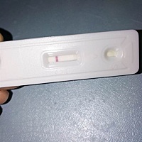 测了两次 月经2.28来的到3月5号结束的 然后4月5.6号感觉快来了但是开房了外射的至今月经还没来。你们有...