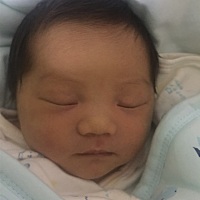 宝宝 第三天  头发好长  指甲也长出来了  长大美女一枚😍