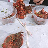 终于吃到了心心念念的龙虾🤓