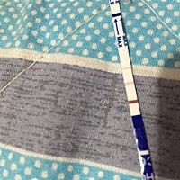 因为两天前打了2000单位hcg针，所以现在早孕试纸和排卵试纸都是阳性也不敢相信（图一早孕试纸，图二排卵...